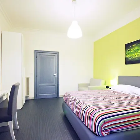 San Peter Lory's Aparts *