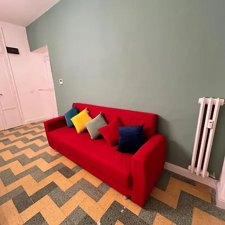 San Peter Lory's Aparts