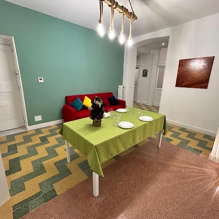 San Peter Lory's Aparts