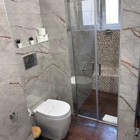 San Peter Lory's Aparts