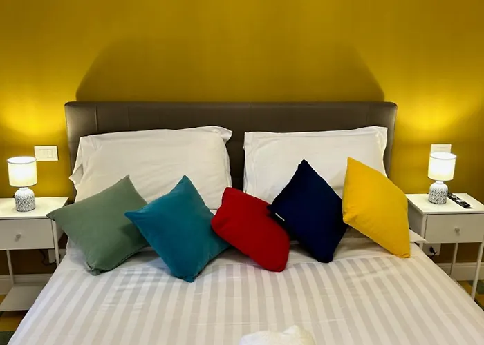 San Peter Lory's Aparts