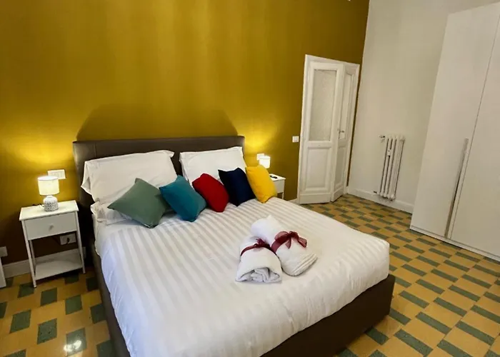 San Peter Lory's Aparts *