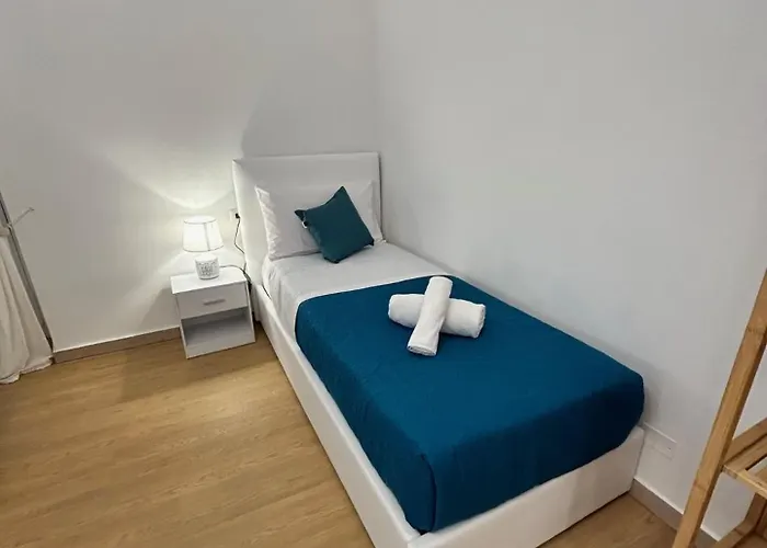 San Peter Lory's Aparts